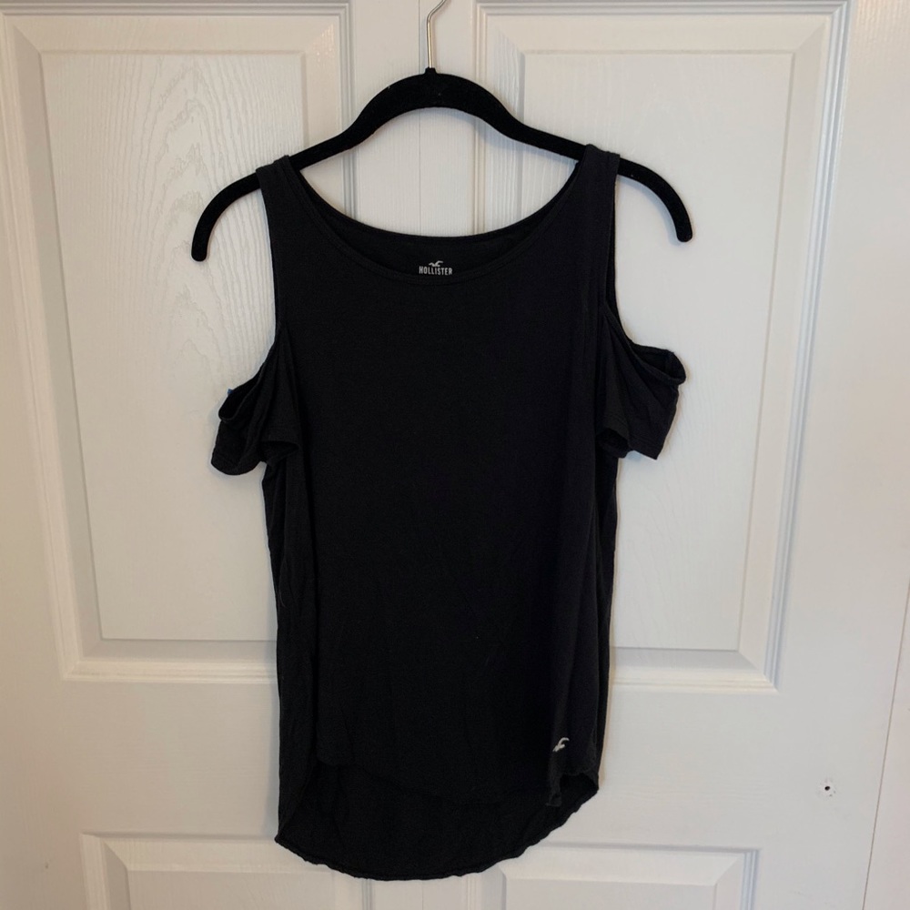 Hollister cold shoulder black tee